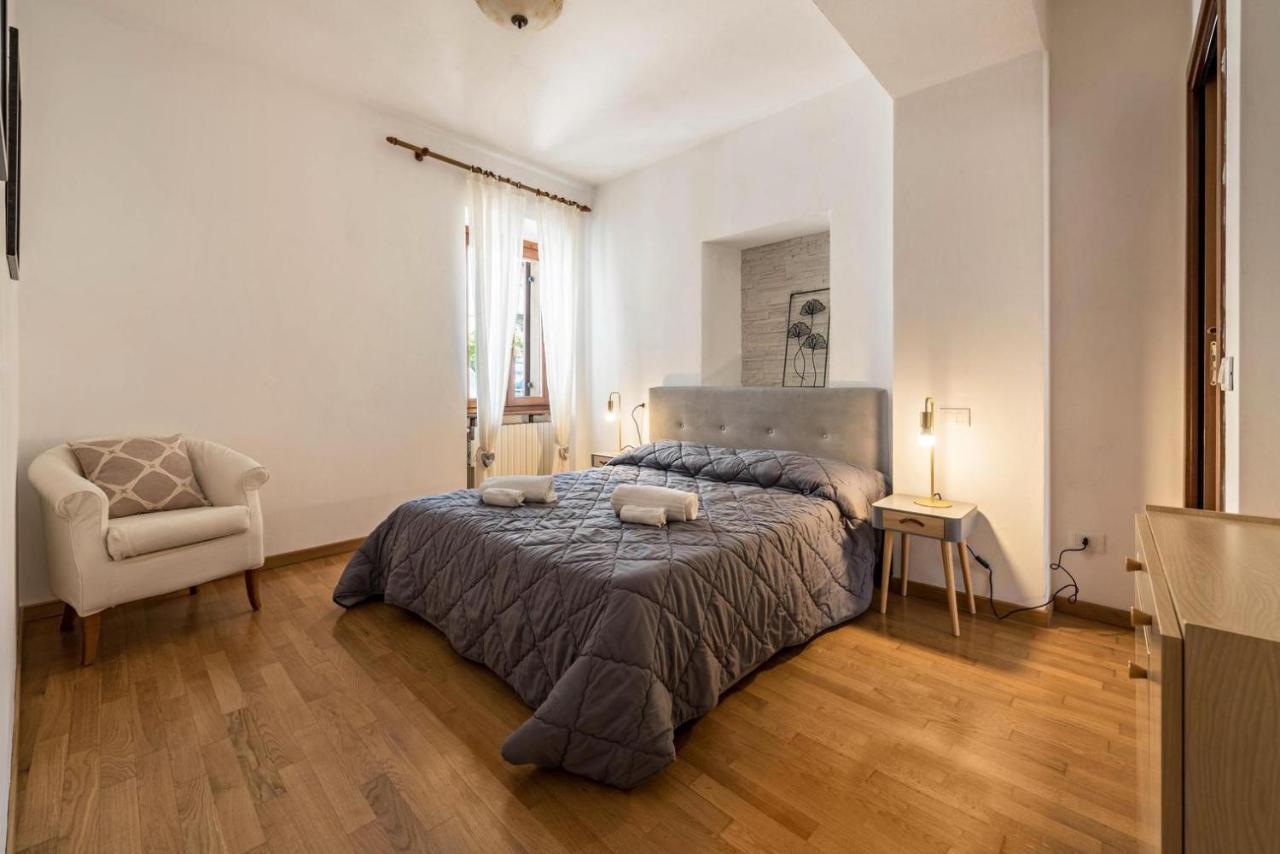 Appartamento la casa del borgo con parcheggio Malcesine Esterno foto