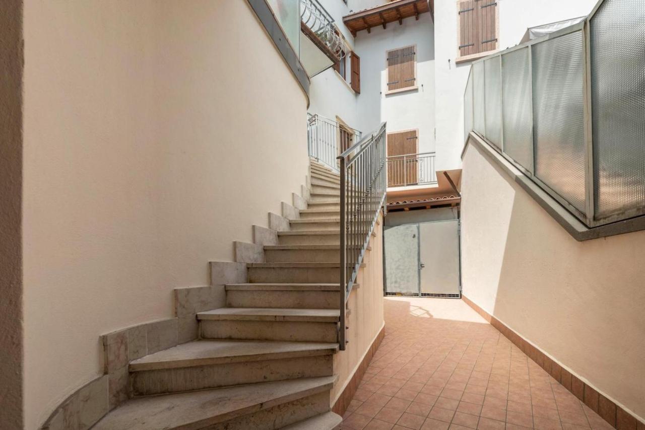 Appartamento la casa del borgo con parcheggio Malcesine Esterno foto